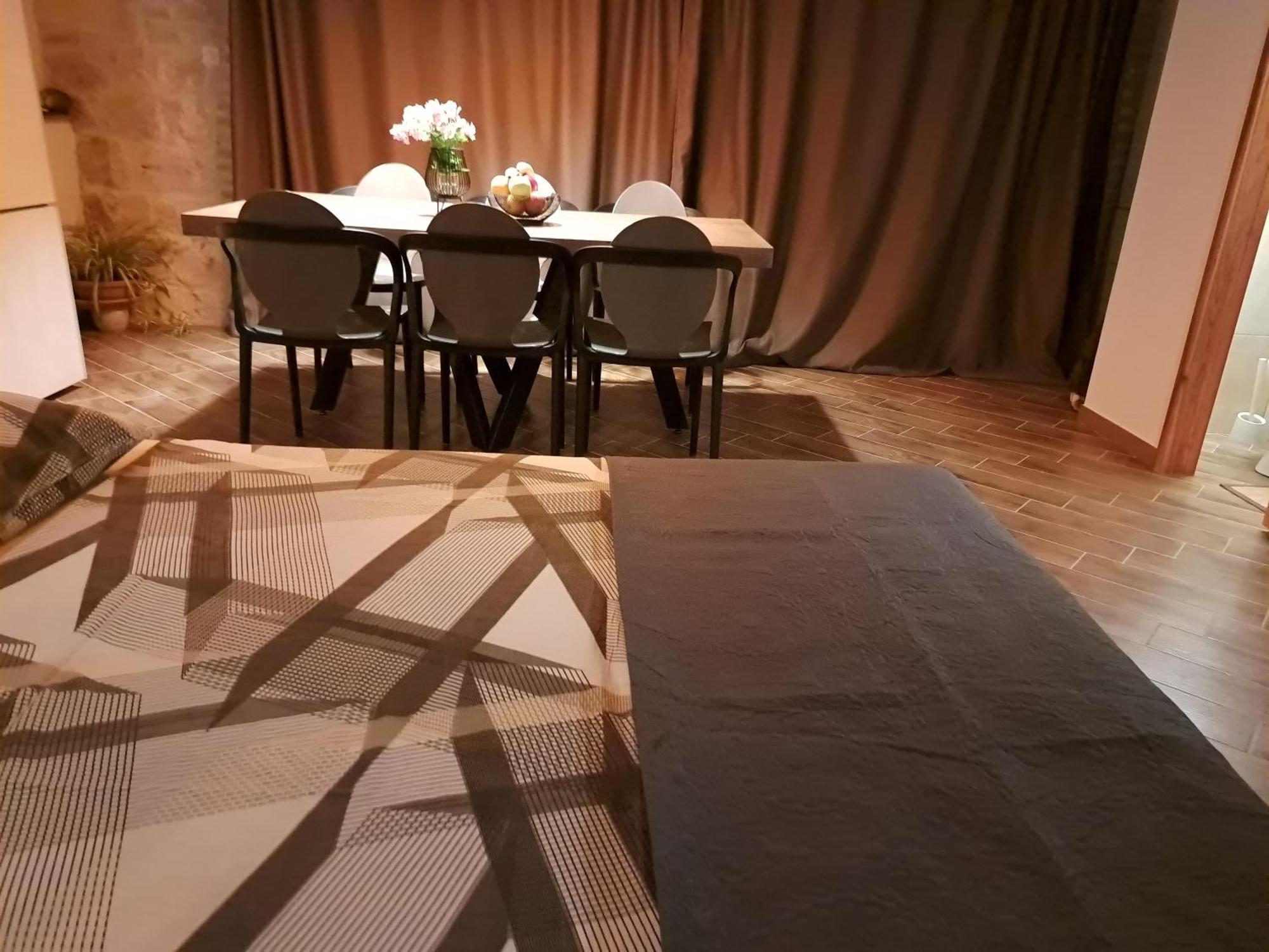 Jardin Kapetanova Kuca Apartment Veli Iz Ngoại thất bức ảnh