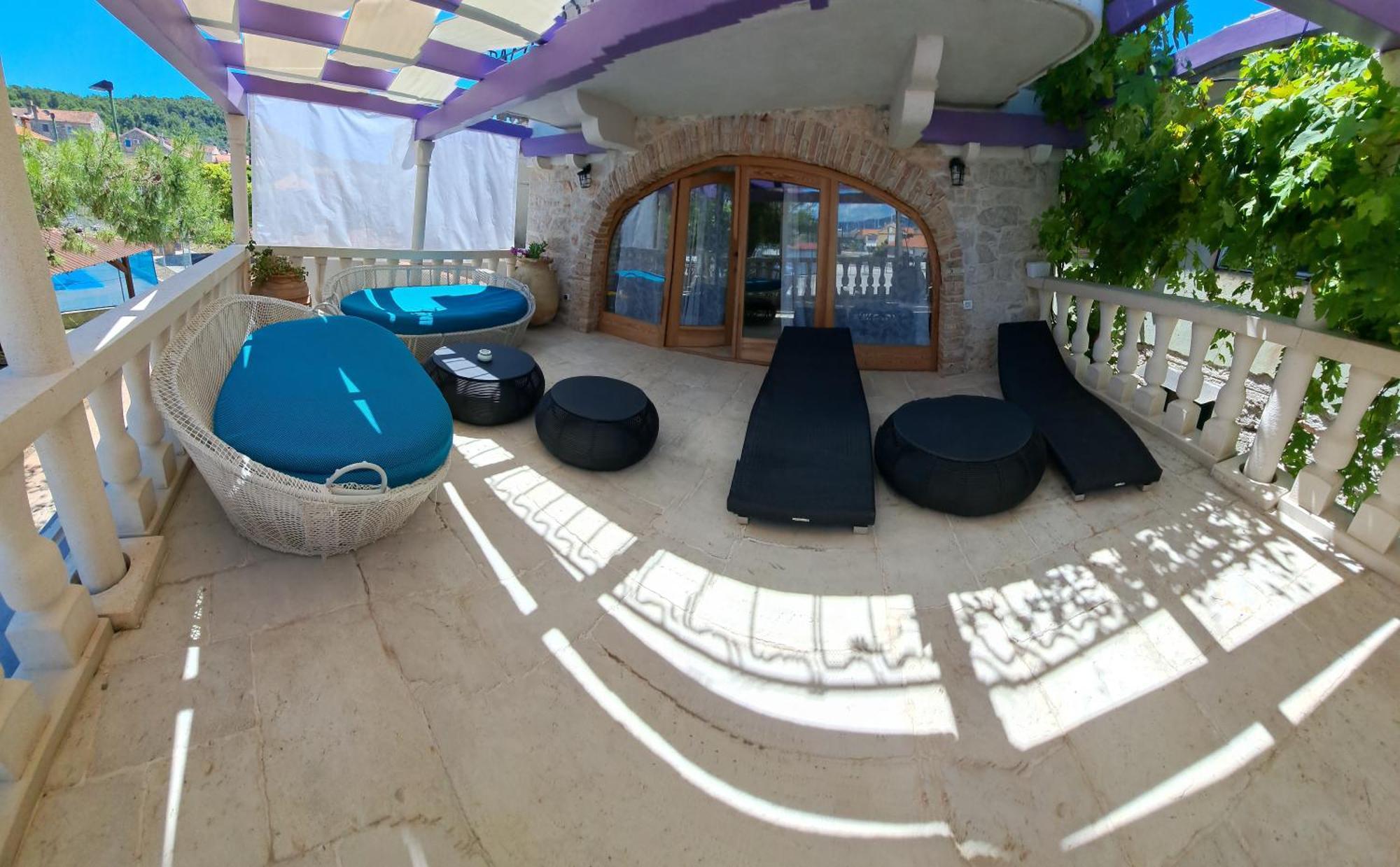 Jardin Kapetanova Kuca Apartment Veli Iz Ngoại thất bức ảnh
